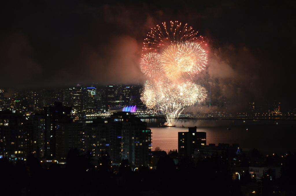 Crystal'S View Bed & Breakfast North Vancouver Esterno foto